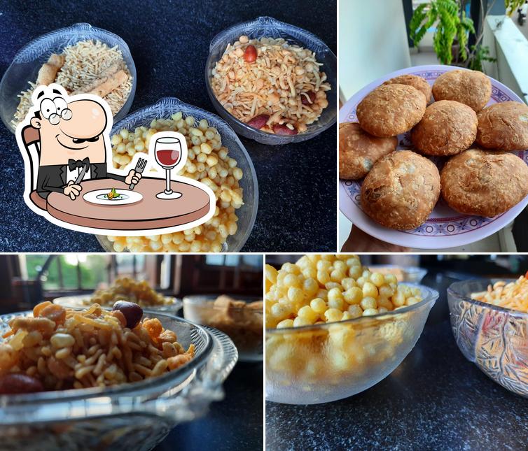 Sampat Namkeen Bhandar