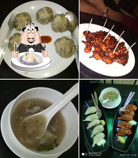 Dumplings at QUEEN'S RESTAURANT