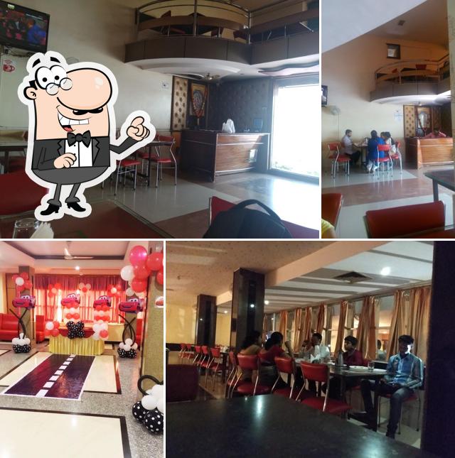 The interior of Dwarika Restaurant - Restaurants in Bhilai , Family Restaurants in Bhilai