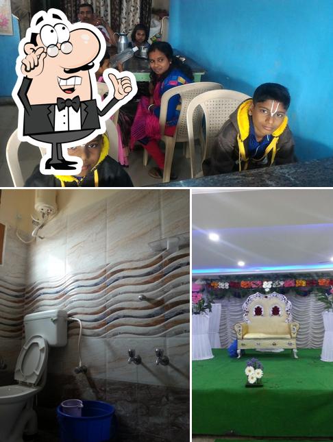 Check out how Hotel Saravana Bhavan looks inside