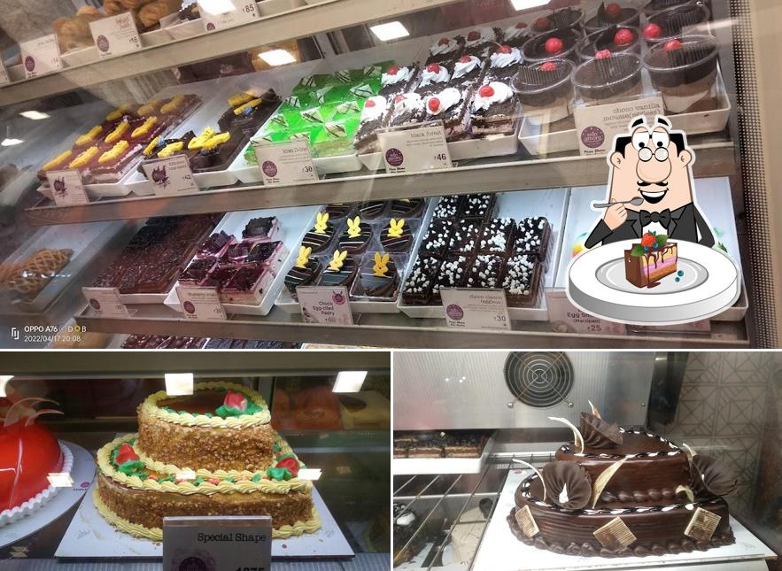 Chocolate cake at Mio Amore