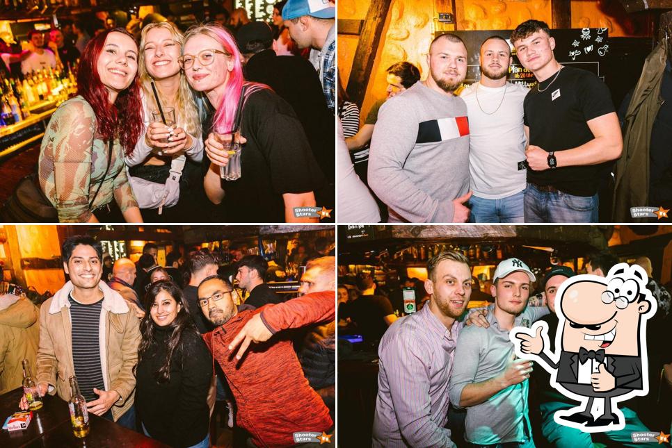 Regarder cette photo de Shooter Stars Freiburg