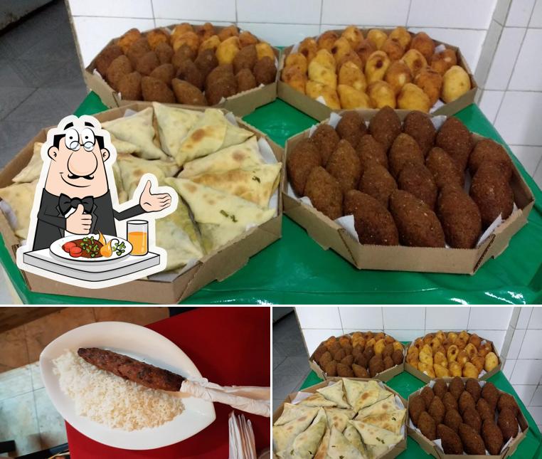 Comida em Delícias Árabes