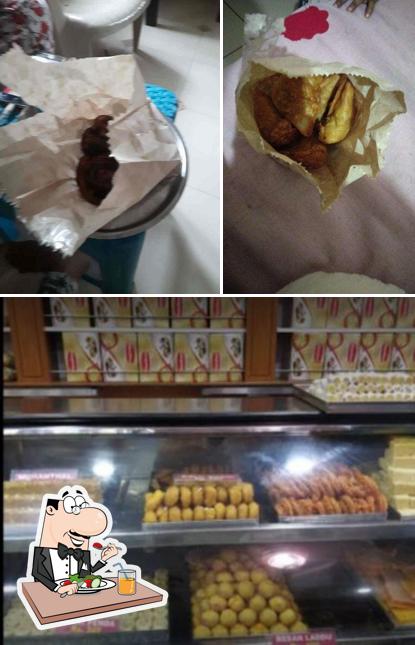 Kheteshwar Sweet & Farsan