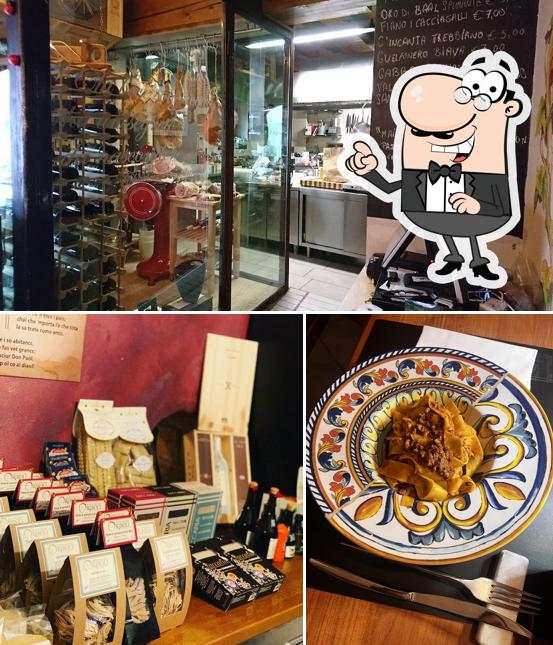 Dai un'occhiata agli interni di Hosteria del Vapore