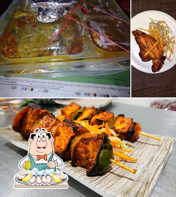 Try out seafood at Tasty Kitchen