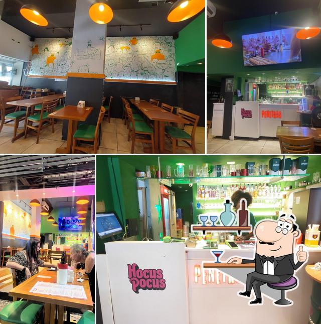 Veja imagens do interior do PENETRAS BAR