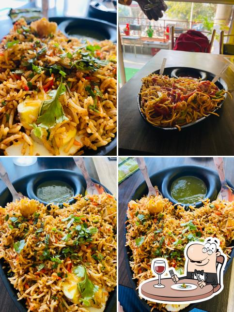 Meals at Paratha Makers Cafe'