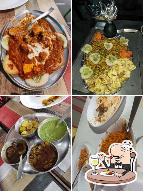 Meals at Toni Daa Dhaba