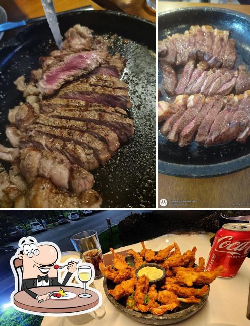 Platos en Deliciando Steak Club