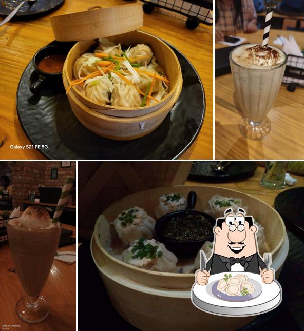 Dumplings at Cafe Calcutta Classic