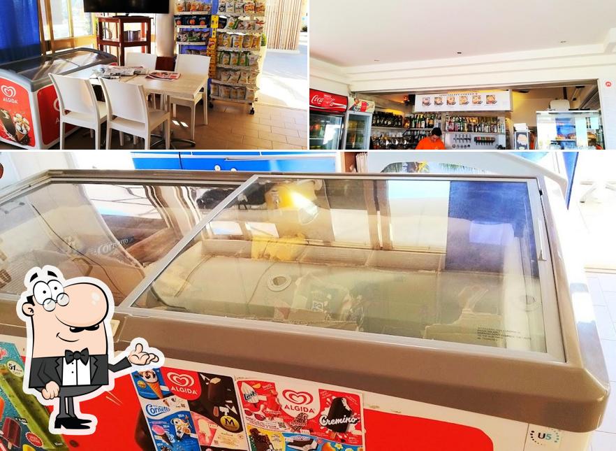 Gli interni di Bar Mario's