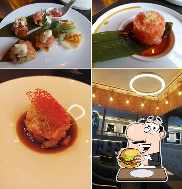 Prenditi un hamburger a Ristorante Koora Sushi