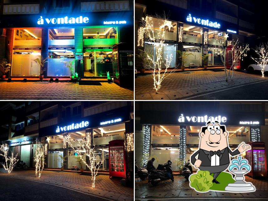 Check out how à vontade family restaurant looks outside