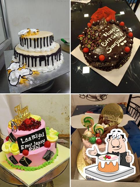 Look at the pic of Warren Cakes N Desserts