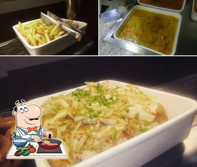 Curry de frango em Restaurante Tempero & Arte