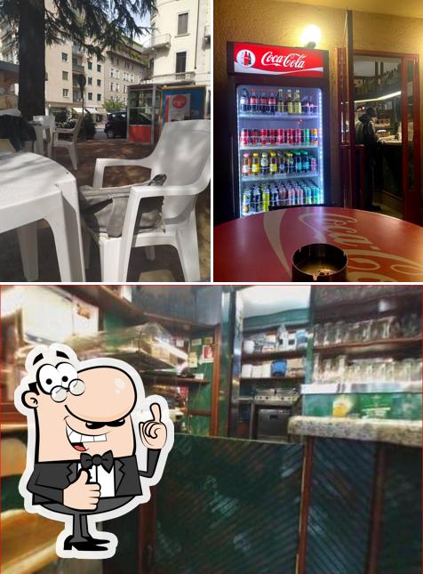 Vedi la foto di Bar Ka.os