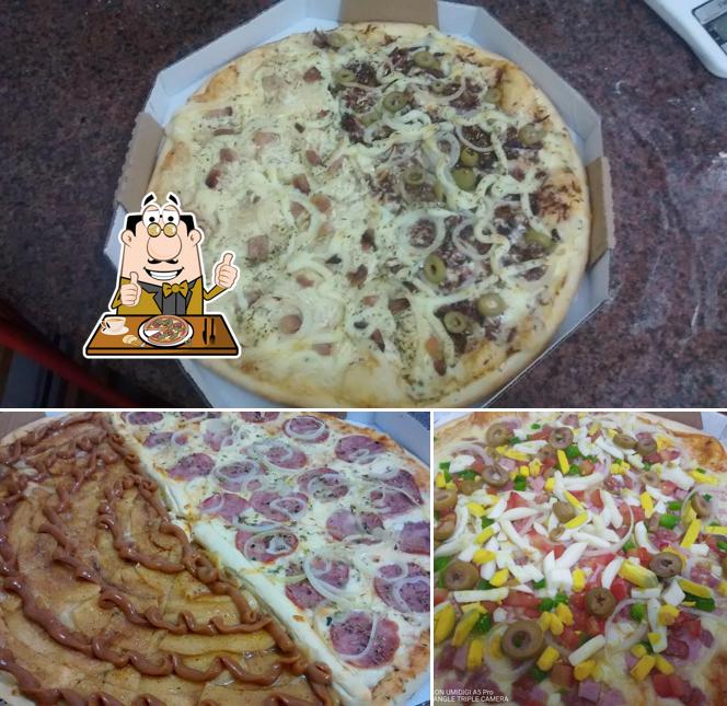 Peça diversos tipos de pizza