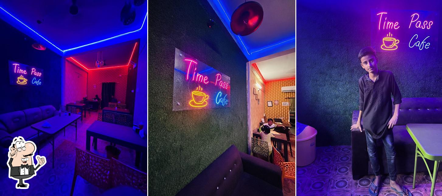 Time Pass Pizza’s & Cafe