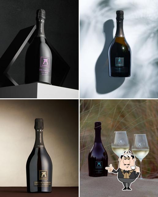 Goditi qualcosa da bere a Wineshop Ardenghi Padova