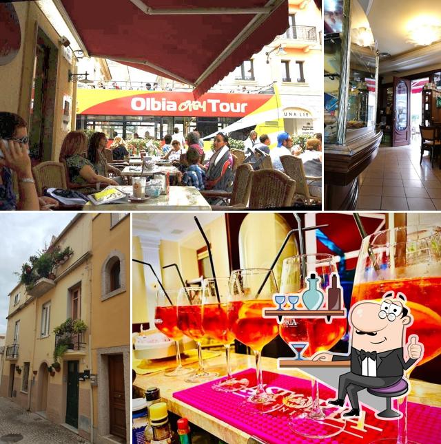 Siediti a un tavolo di Cafè Matteotti