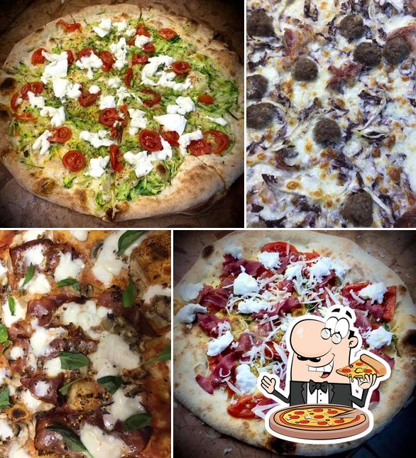 Scegli tra le svariate varianti di pizza