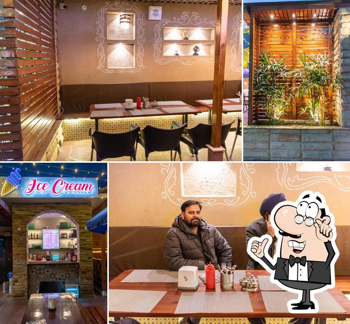 Chowpatty Junction - Best Fast Food Resturant in Jalandhar