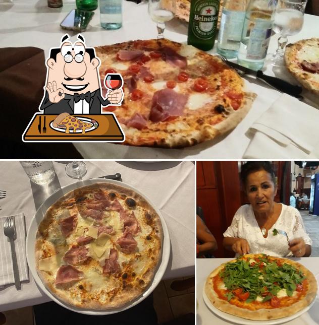 Scegli una pizza a I Pirati