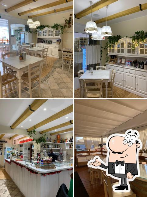 Siediti a un tavolo di Al Bicer