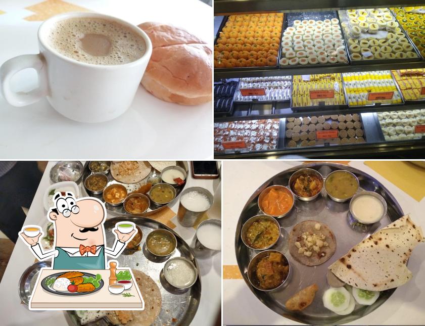 Meals at Haldiram's Abhinandan