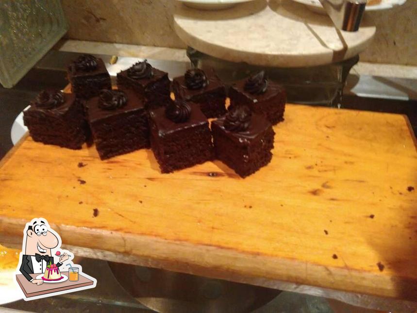 Don’t forget to order a dessert at Spice It- ibis Pune Viman Nagar