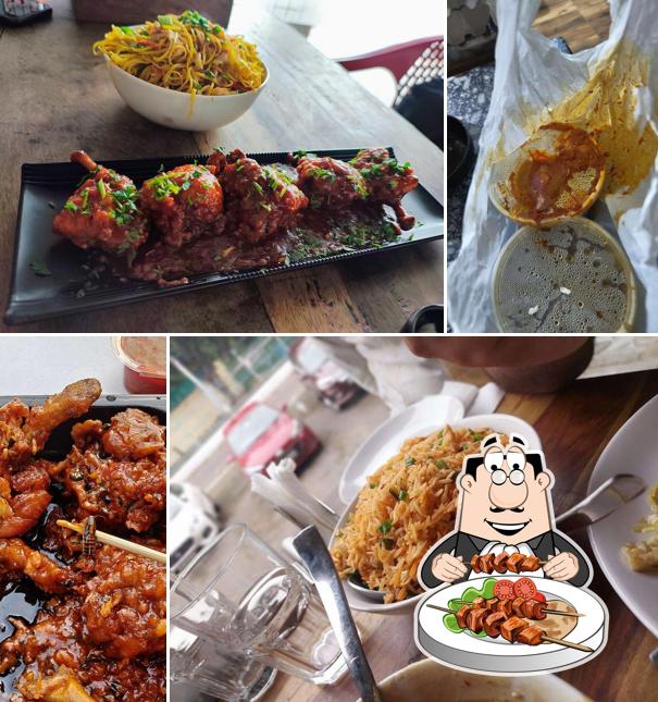 Food at Dragon noodles