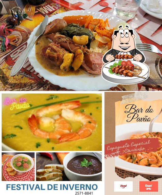 Platos en Bar do Pavão