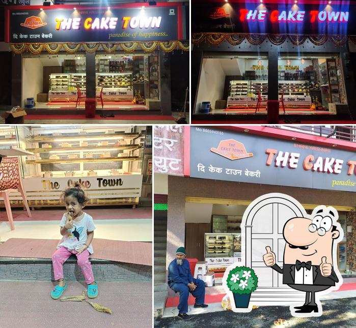 The exterior of The Cake Town - paradise of happiness... Akola