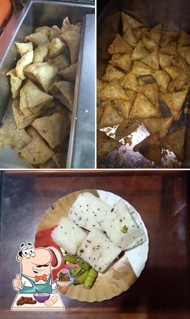 ShreeRam Farsan Mart provides a variety of sweet dishes