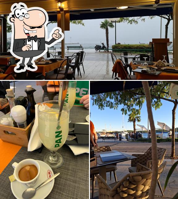 Siediti a un tavolo di Stari Grad