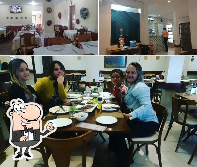 Sente em uma das mesas no Restaurante Picui