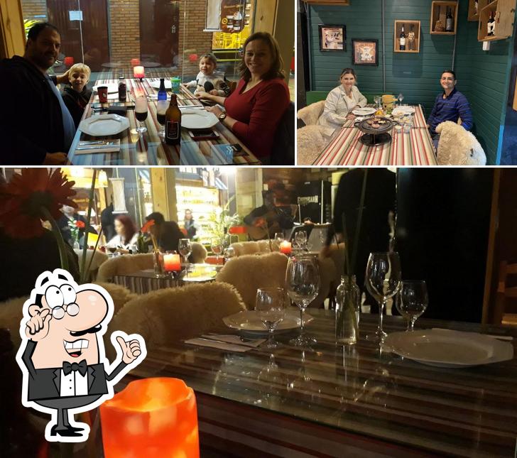 Veja imagens do interior do Trattoria De La Coperta