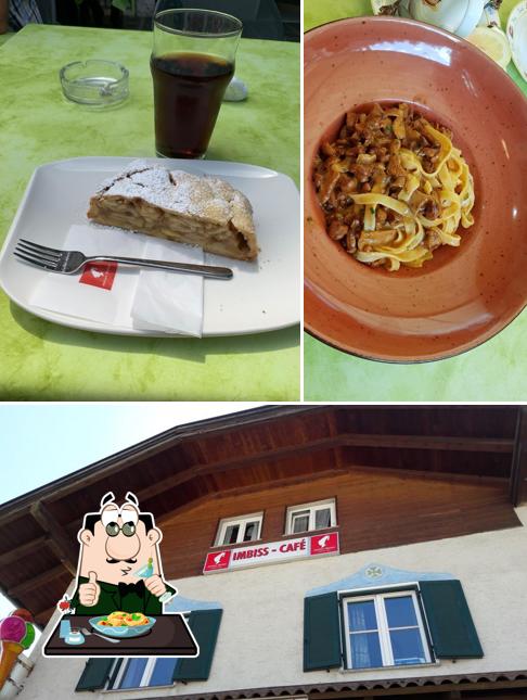 Bar Catinaccio si caratterizza per la cibo e interni