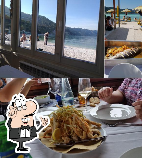 Siediti a un tavolo di Ristorante Marcello Portonovo