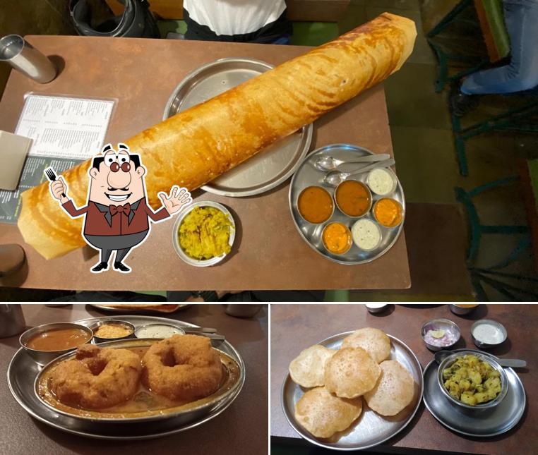 Food at Thambbi Veg Restaurant