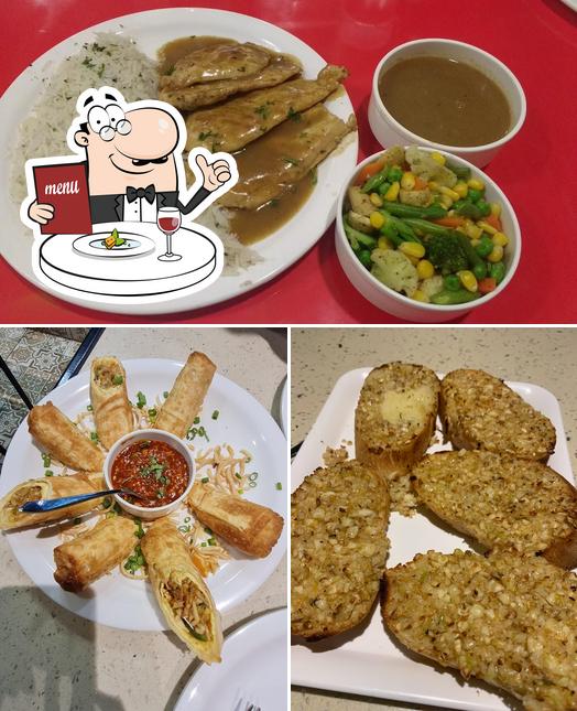 Food at Checkers Restaurant IT Park