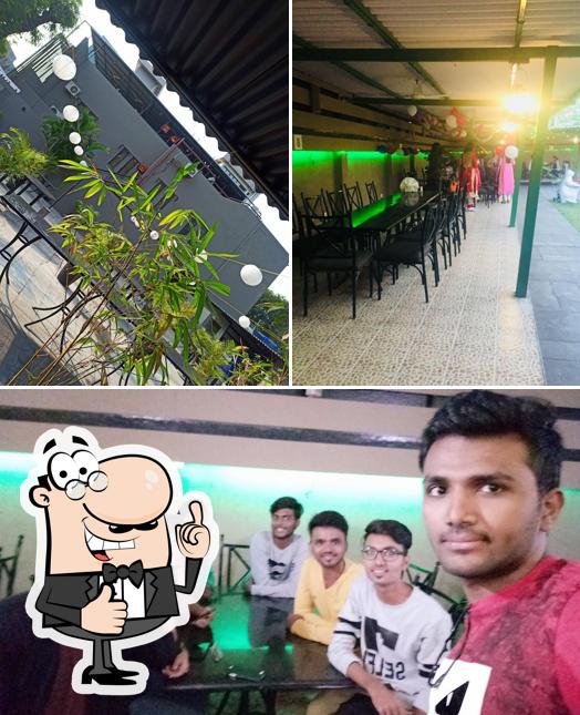 Here's a picture of Hotel courtyard veg and nonveg