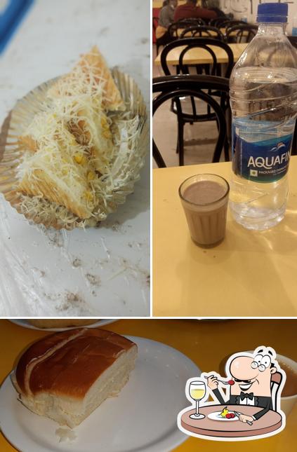 Meals at Cafe Farmhouse