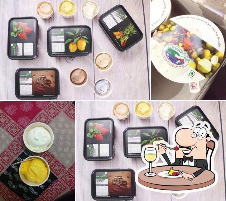 Food at Naturals Ice Cream