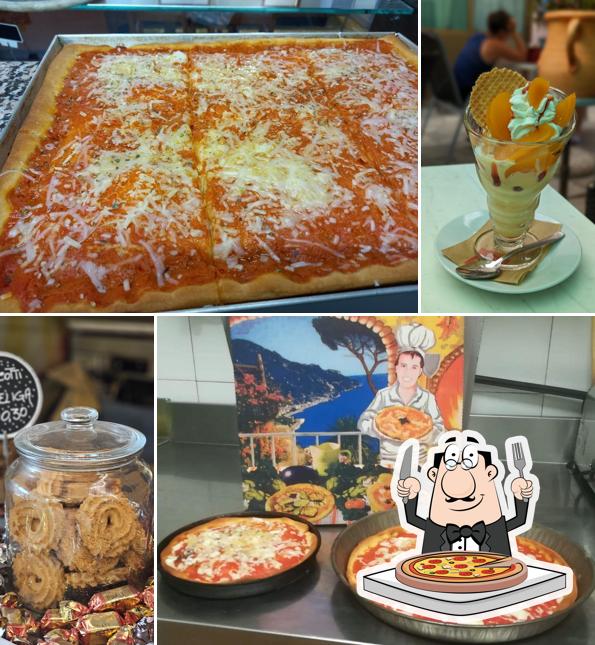 Scegli una pizza a Malaika Cafe, Gelati e Snacks