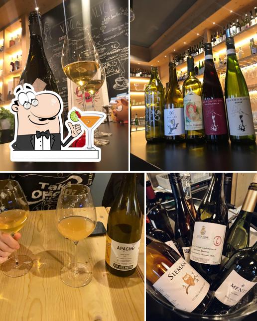 Enoteca Vineria La Bottiglia Volante