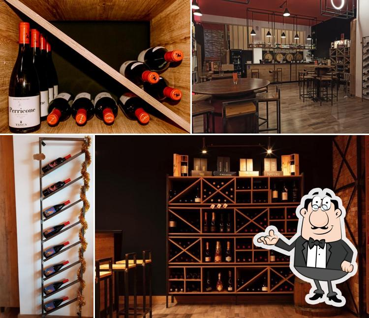 L'intérieur de L’enoteca di Davide