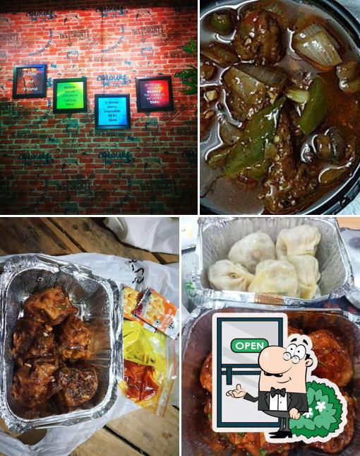 The exterior of QUEEN'S RESTAURANT