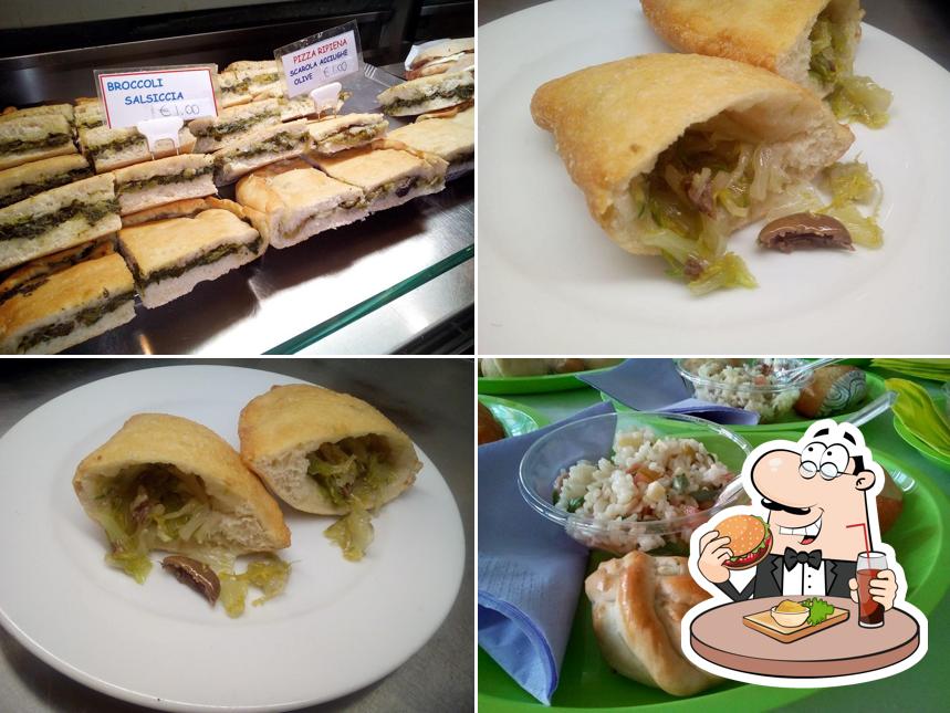 Ordina un hamburger a Bar Liliana